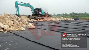 pemasangan woven geotextile cikarang