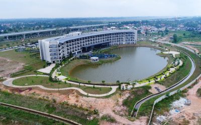 Dokumentasi Pemasangan Geomembrane Pada Proyek Artificial Lake Hotel Santika Premier Palembang