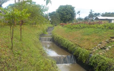 Dokumentasi Pemasangan Geomembrane HDPE Pada Proyek Artificial Waterway PT Japfa Comfeed di Jawa Barat