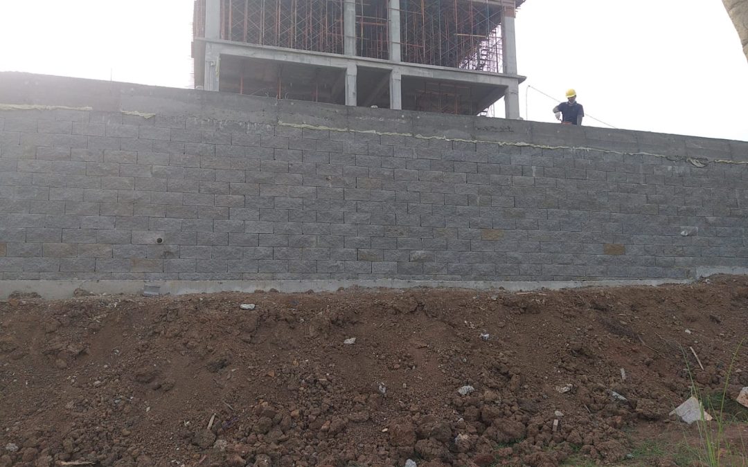 Dokumentasi Konstruksi Segmental Retaining Wall di Jawa Barat