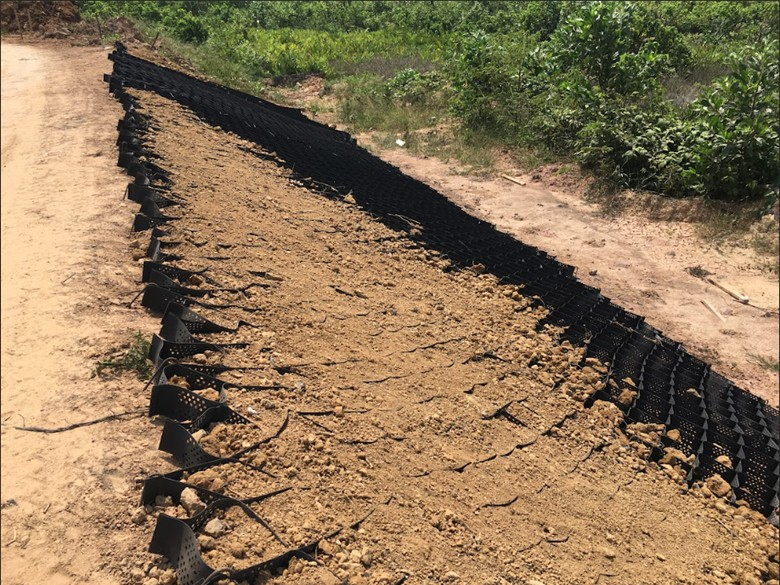 Geocell HDPE: Fungsi dan Keunggulannya dalam Konstruksi