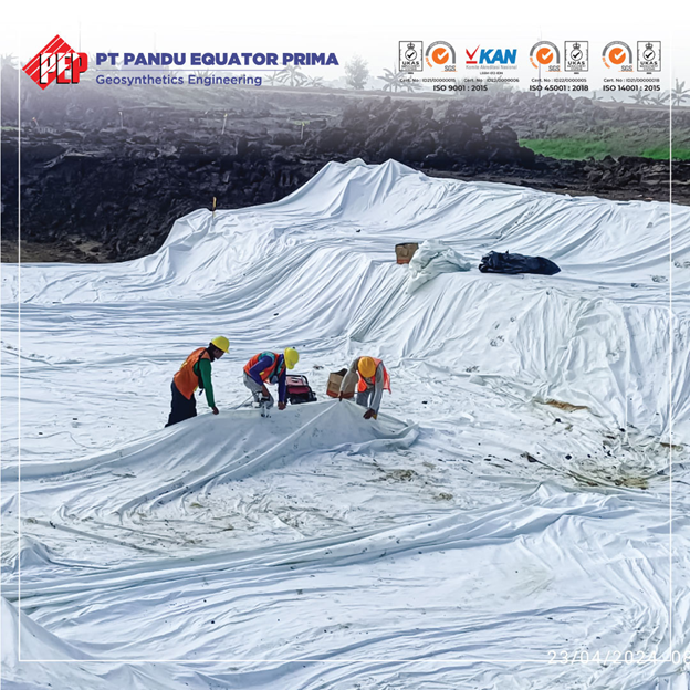 Berapa Umur Pakai Geotextile di Lapangan? Pelajari Lengkap Faktor-Faktornya