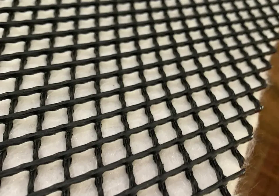 Geonet Composite dari Pandu Equator untuk Drainase Vertikal